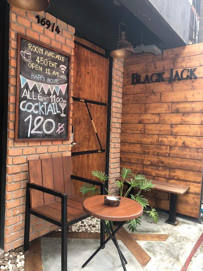Blackjack Bar And Hostel Chaweng-stranden Eksteriør billede